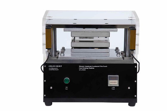 Het automatische Ponsen die Machine voor het Mobiele die Aluminium van de Telefoonbatterij vormen lamineerde Film voor het Laboratorium Rese wordt gebruikt van de Batterijproductie