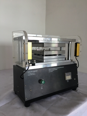 Het automatische Ponsen die Machine voor het Mobiele die Aluminium van de Telefoonbatterij vormen lamineerde Film voor het Laboratorium Rese wordt gebruikt van de Batterijproductie