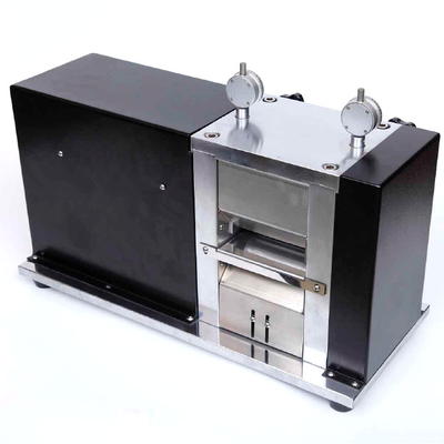 De Machine van lithiumion battery lab desktop pressing met Temperatuurcontrole
